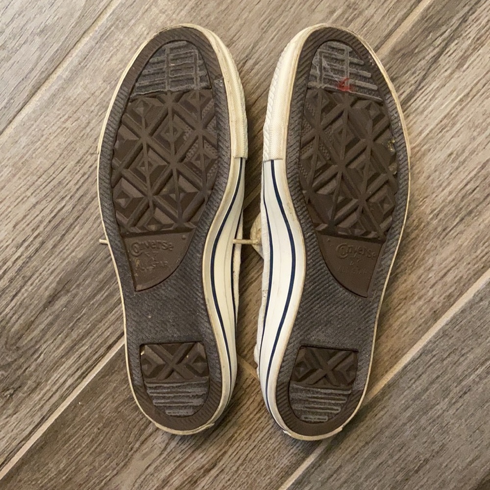 Converse - Picture 2 of 2